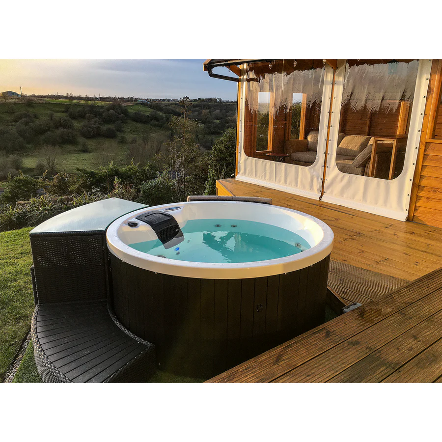 Okanagan Hot Tub, 4-Person, 10 Adjustable Hydrotherapy Jets, KH-10083, 847028000281