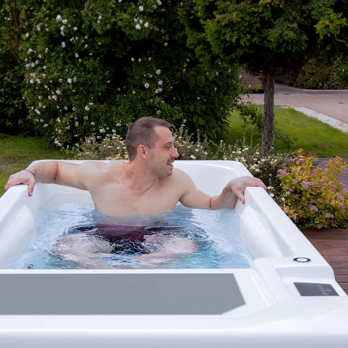 Alaska Pro Cold Plunge Tub