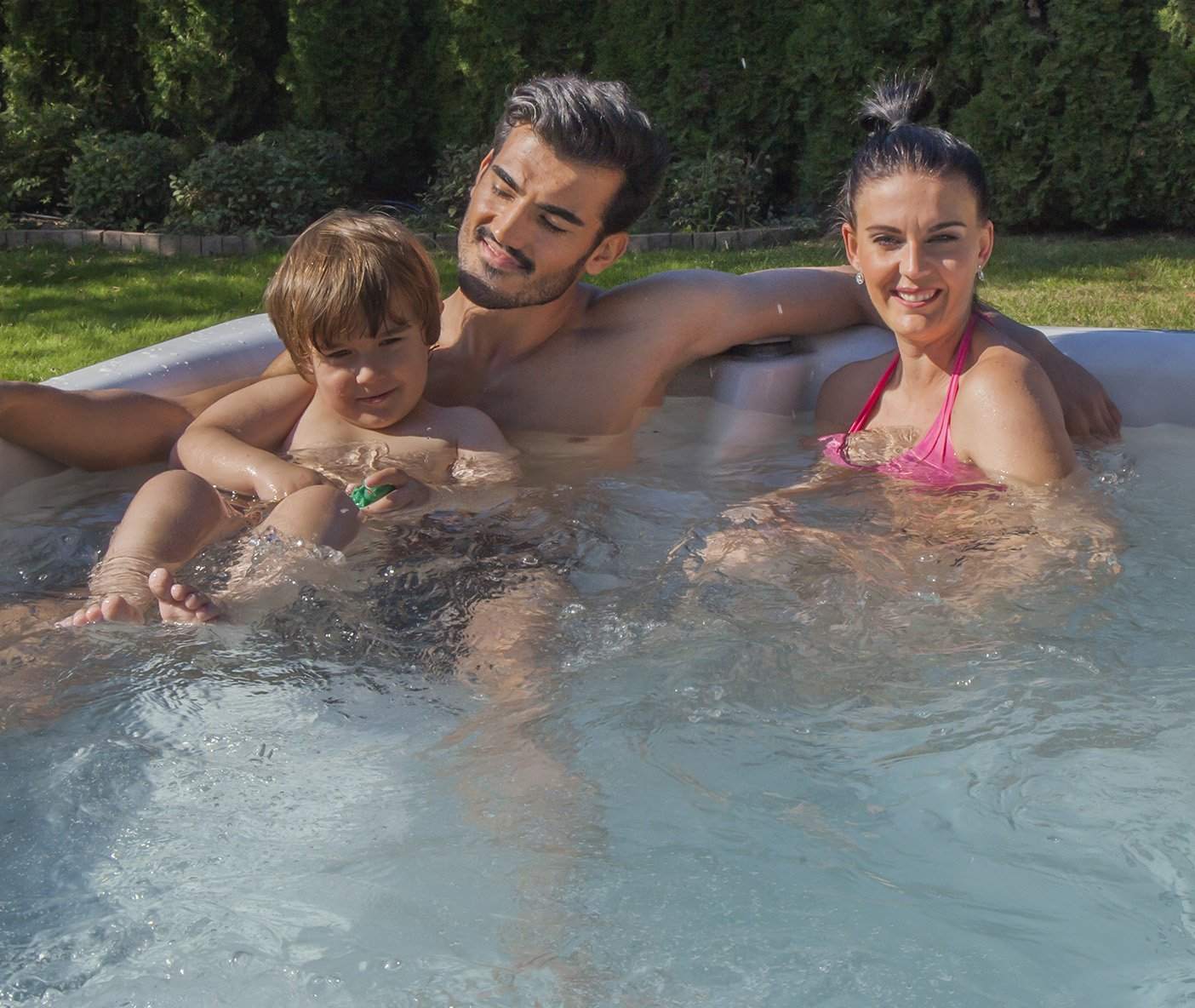 Chicago Hot Tub, 7-People, 50 Hydrotherapy Jets,WM00763