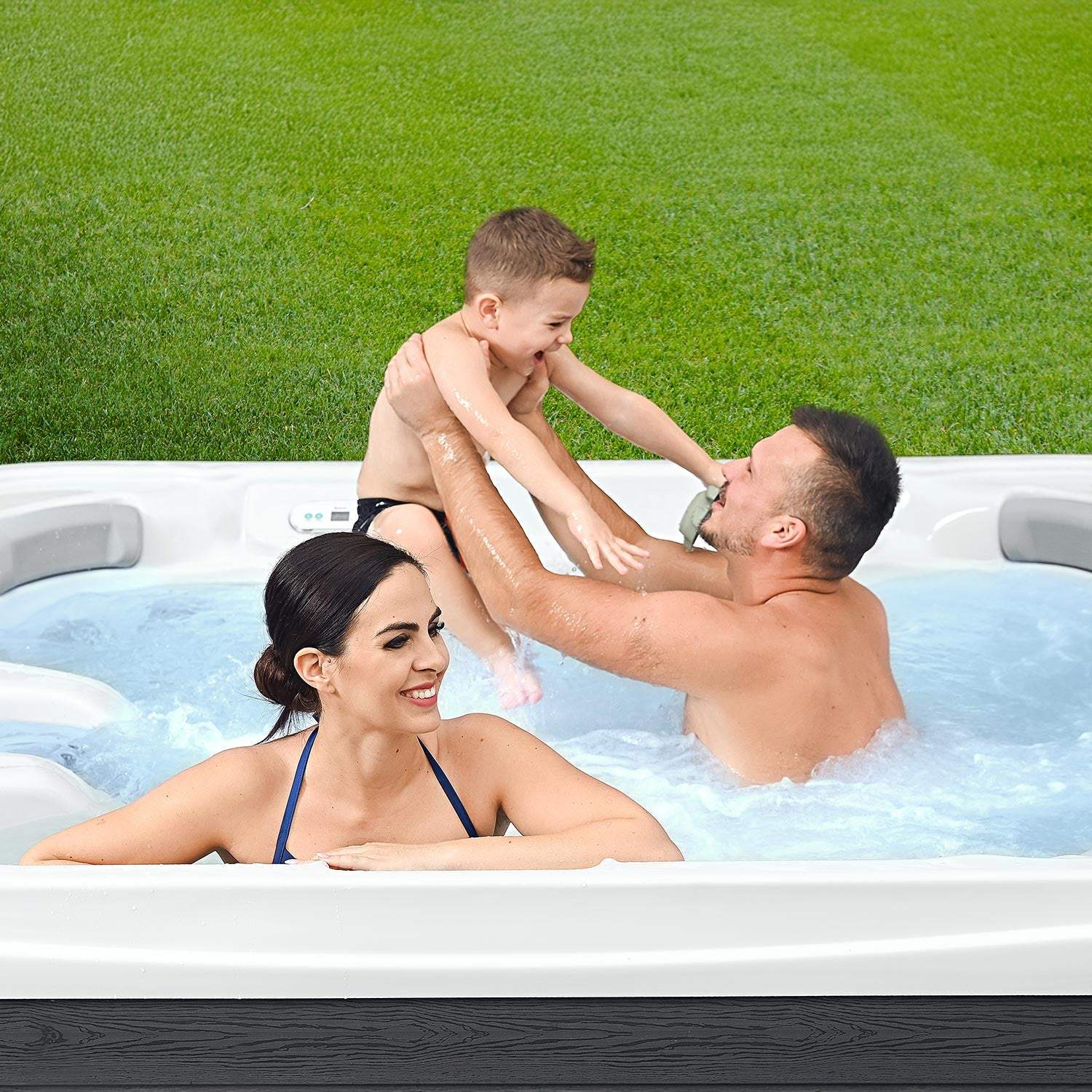 Chicago Hot Tub, 7-People, 50 Hydrotherapy Jets,WM00763