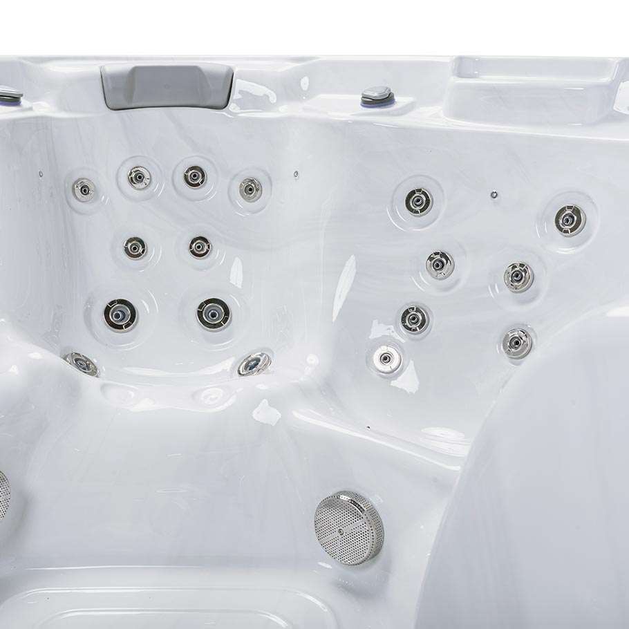 Chicago Hot Tub, 7-People, 50 Hydrotherapy Jets,WM00763
