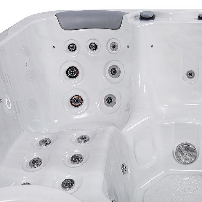 Jersey Hot Tub, 5 Standard Seats and 1 Lounge Seat, 46 Massage Jets, WM00762