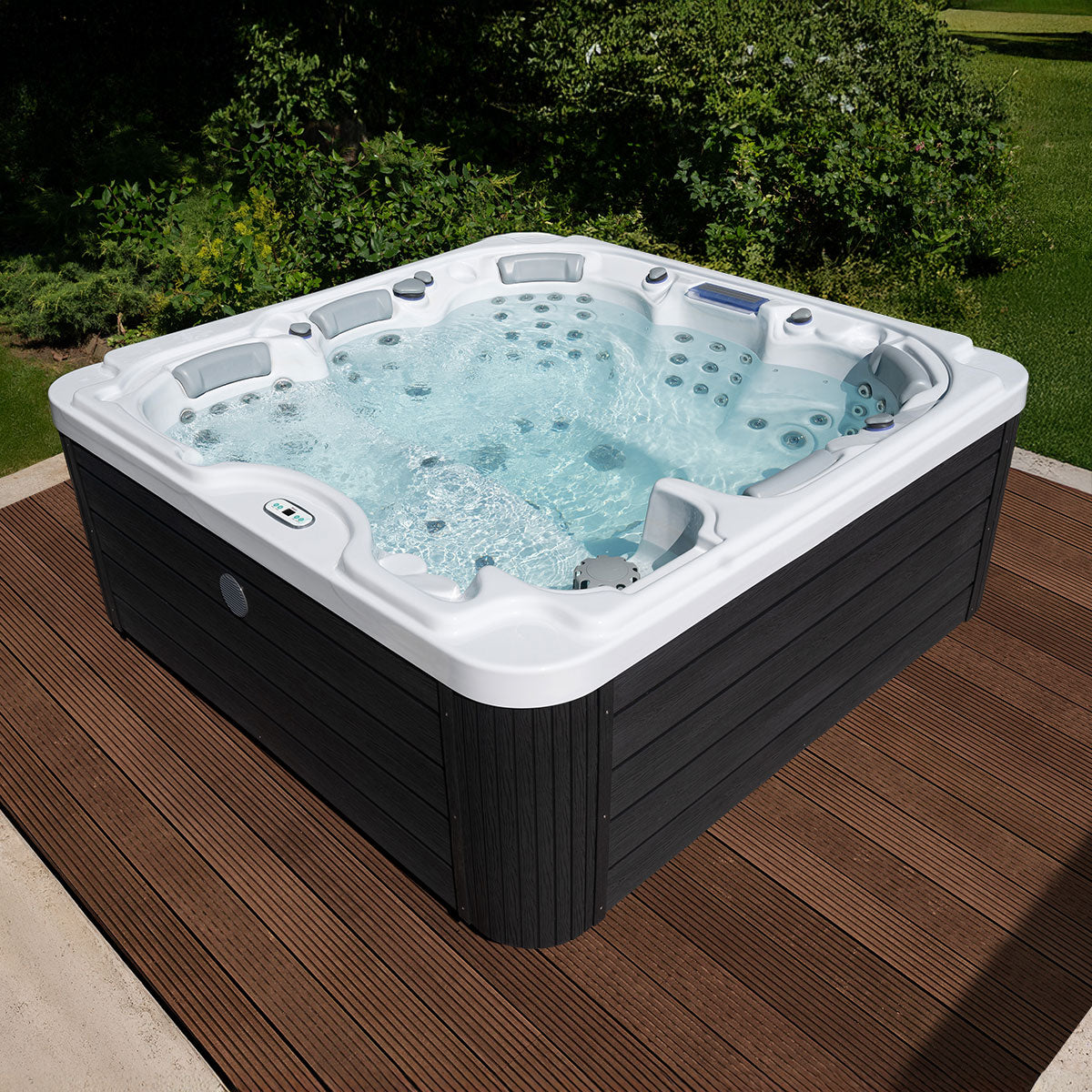 Dallas Hot Tub, 6-seater, 82 Hydrotherapy Jets, WM00795