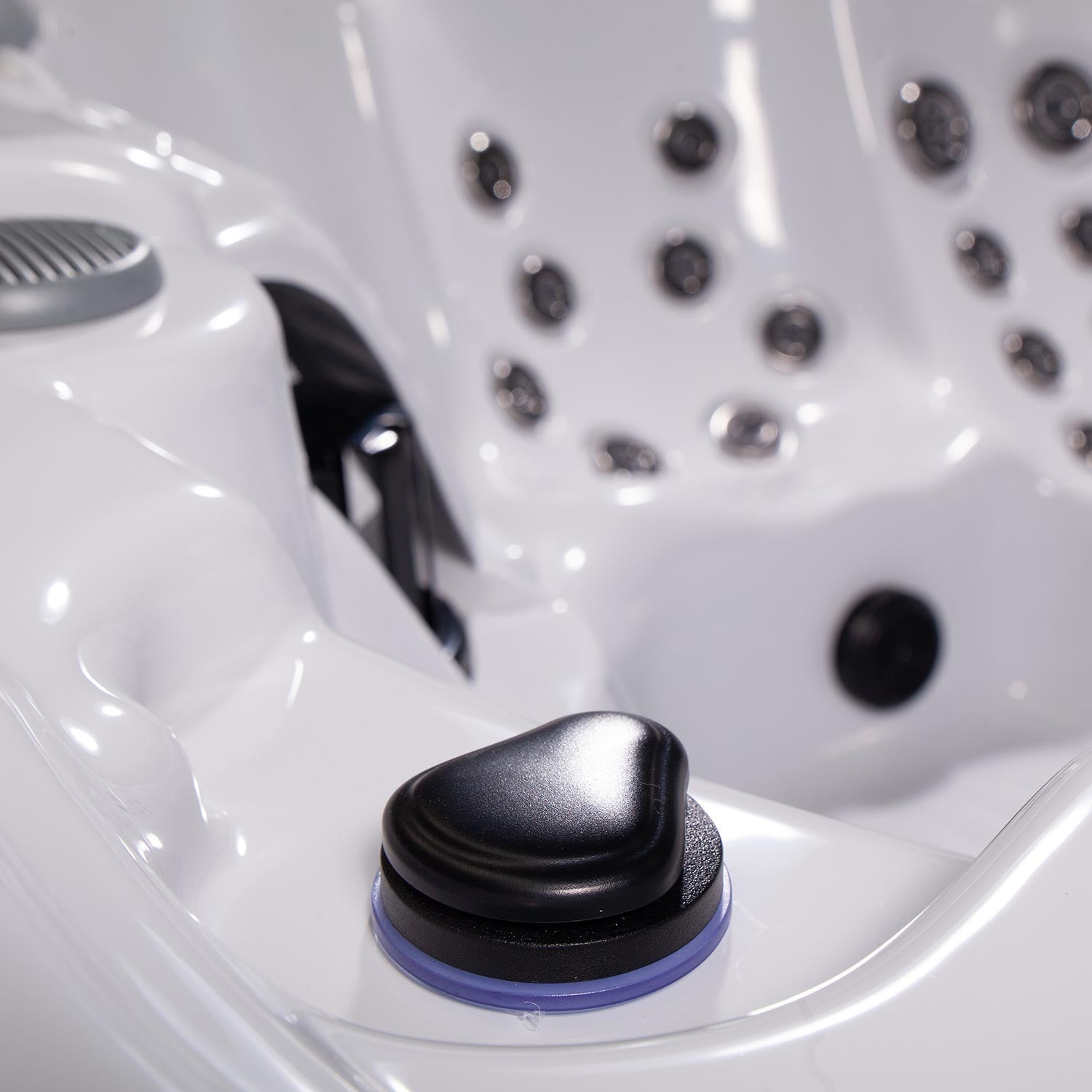 Hollywood Spa Hot Tub, 3-People, 51 Hydrotherapy Jets, X8