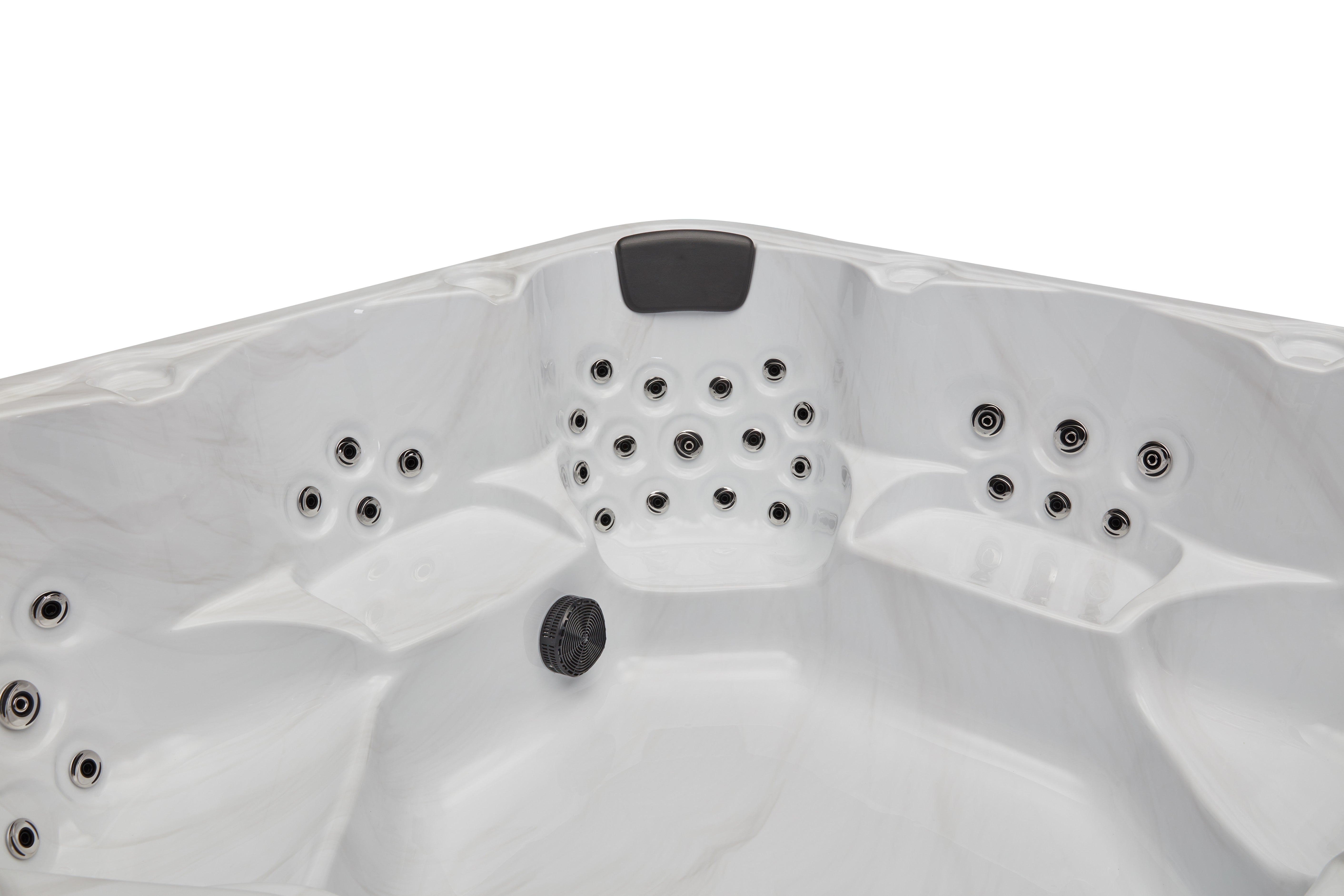 Denali 7-Person Hot Tub